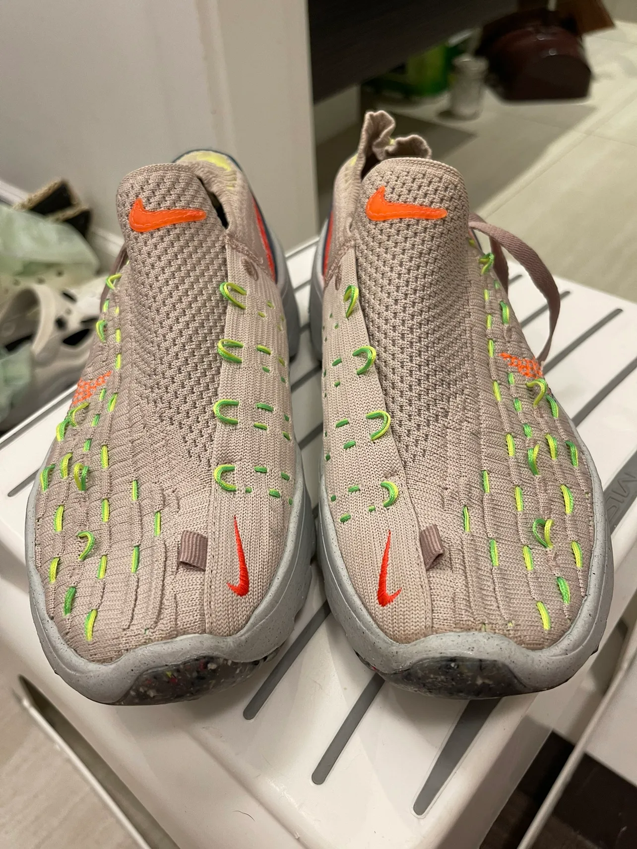 Nike Space Hippie 04 women size 7 image indicator(2)