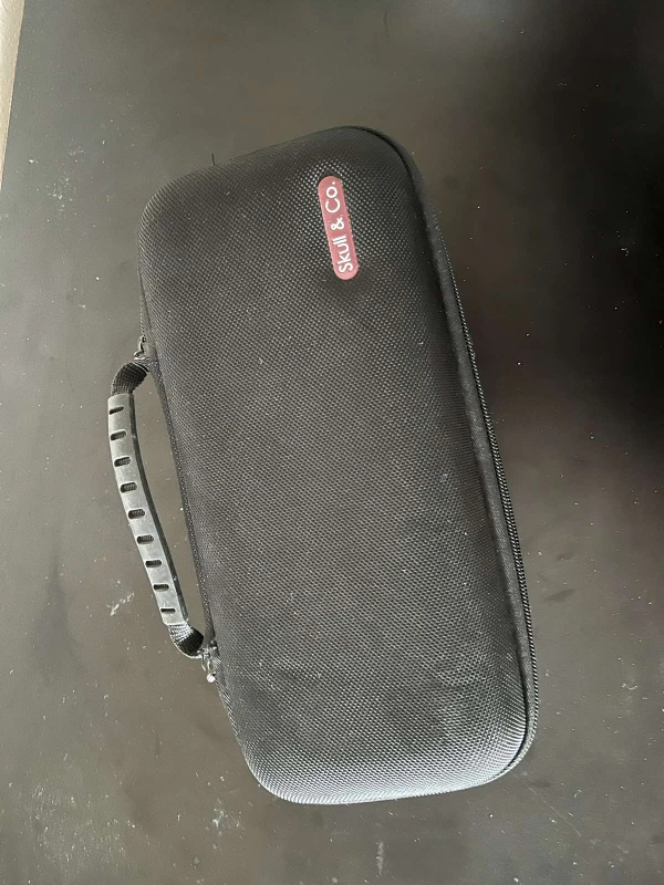 Skull&Co Carrying Case for Nintendo Switch OLED (Pre-Loved) - photo 3