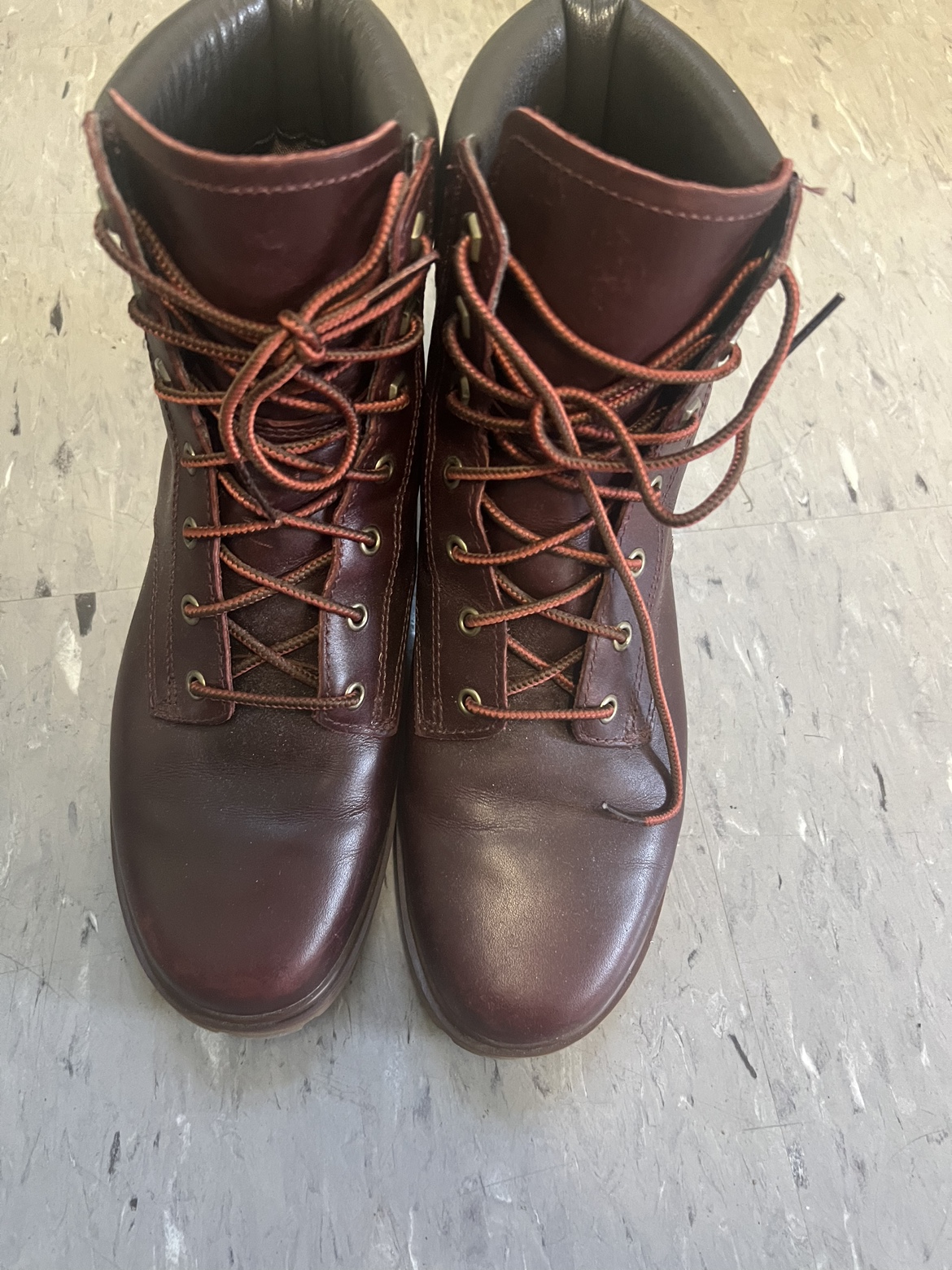 Timberland burgundy Leather Boots W7