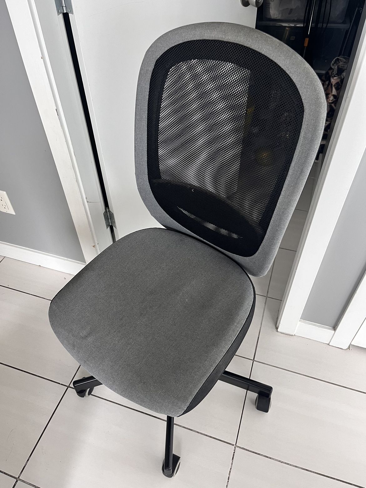 Office Chair - photo 3