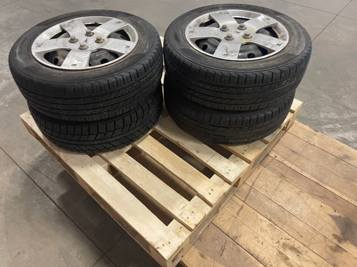Set of 4 Tires and Rims (175 65 14) 🥕