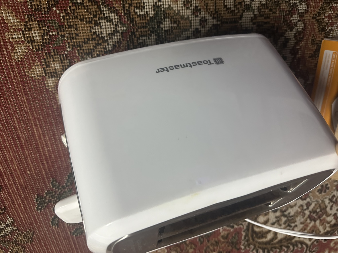 Toastmaster Two Slice Toaster - photo 2