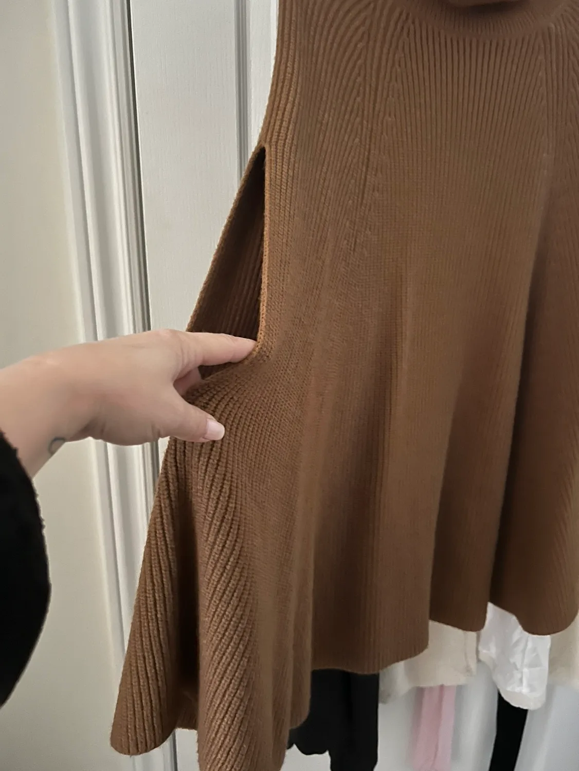 Zara Brown Turtleneck Cape sweater image indicator(3)