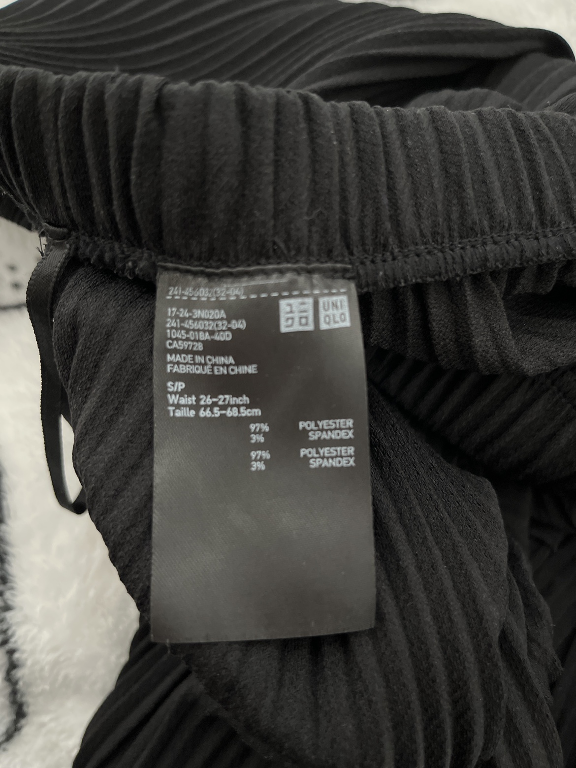 Uniqlo Pleated Pants - photo 3