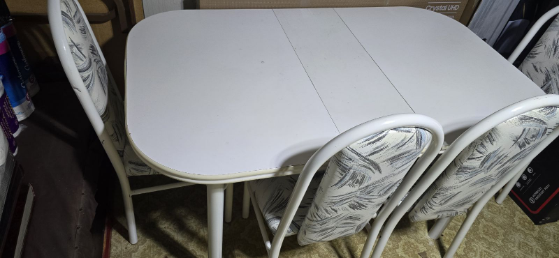 White Table and 4 Chairs