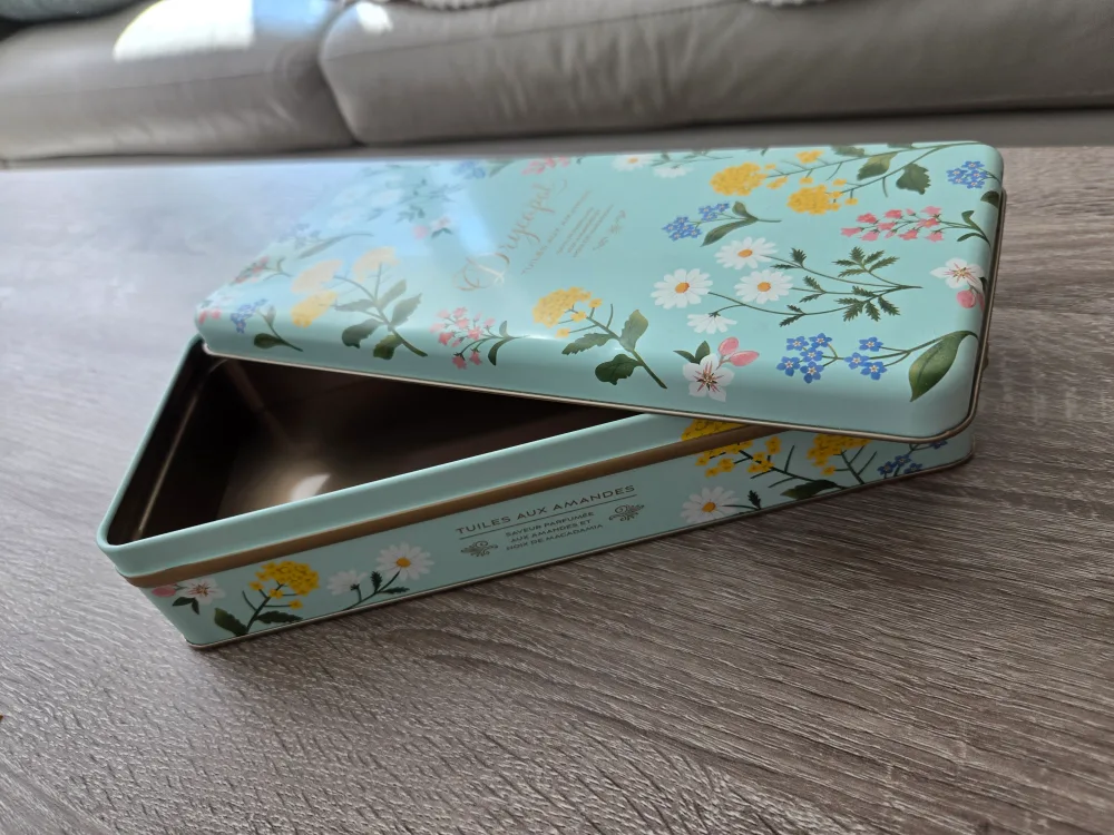 Decorated Tin Box 🥕 image indicator(2)