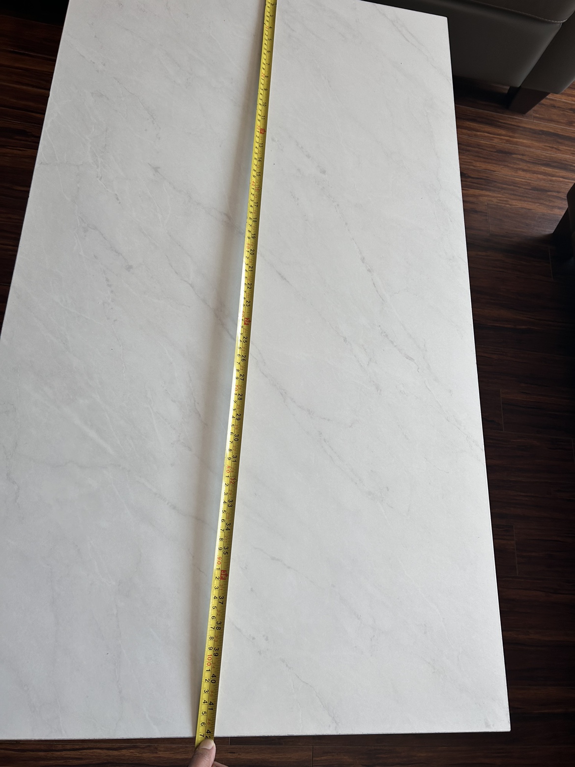 White Marble Coffee Table with Gold Legs - photo 3