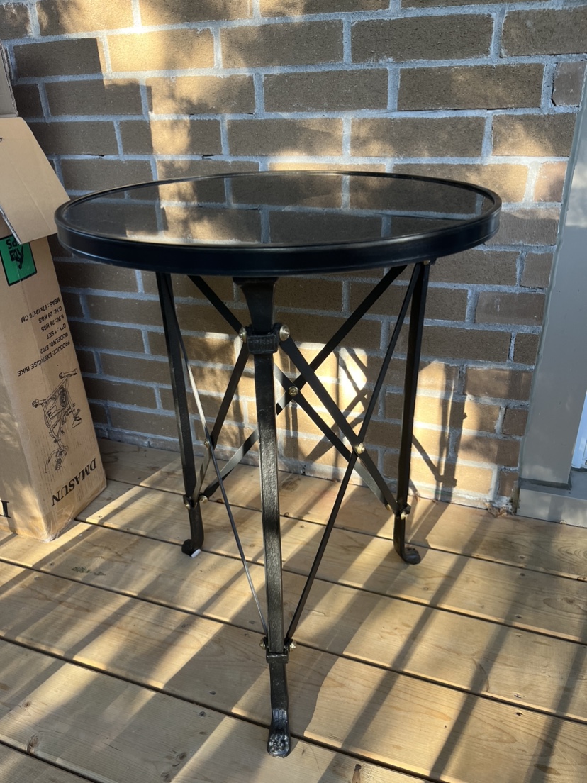 Round Metal Table 20 inches 🧡 - photo 3