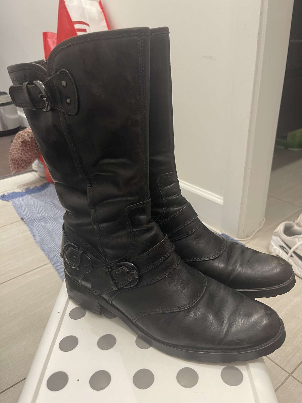 Black Leather Boots women size 8.5