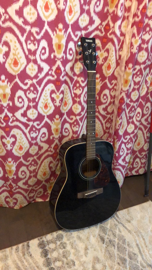 Yamaha Acoustic Guitar - photo 4