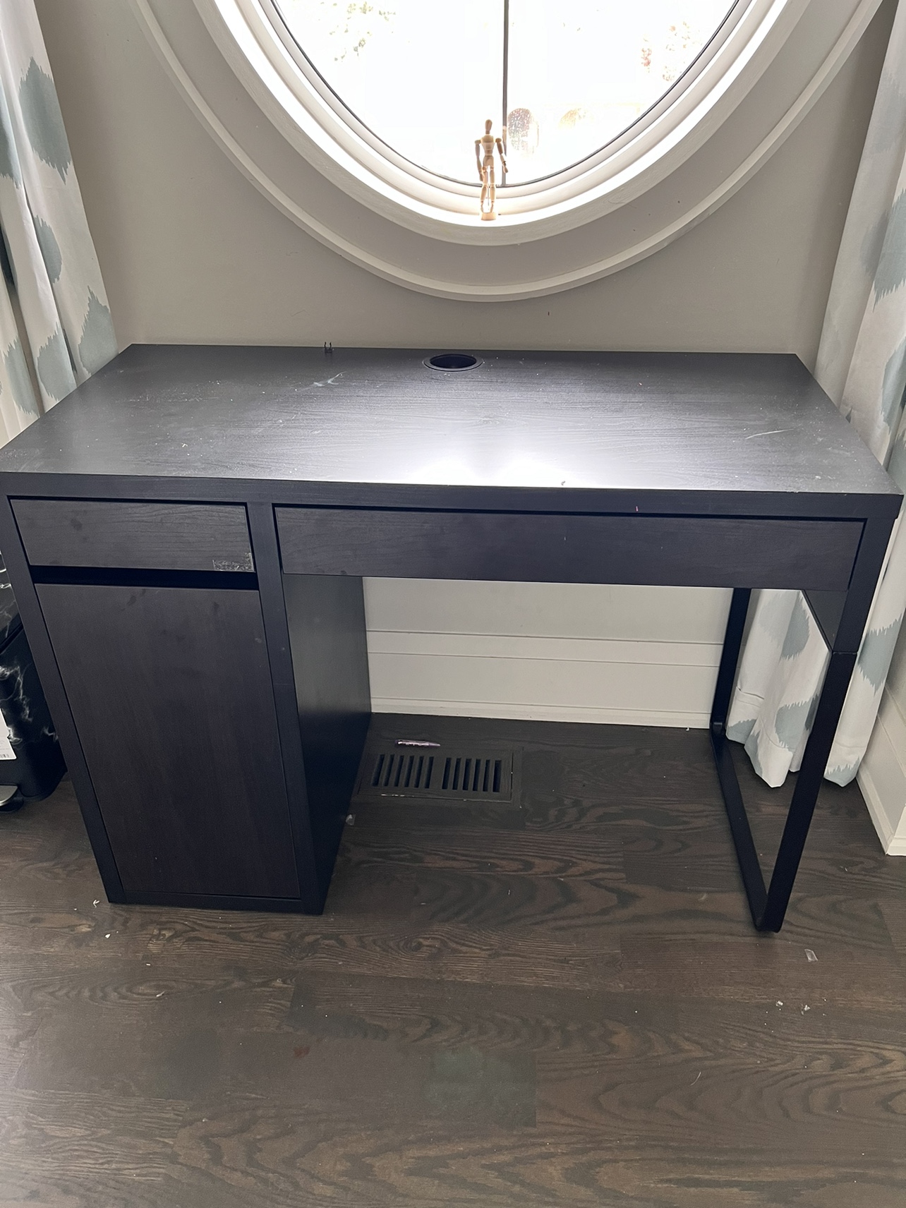 IKEA Desk x 2 - photo 3