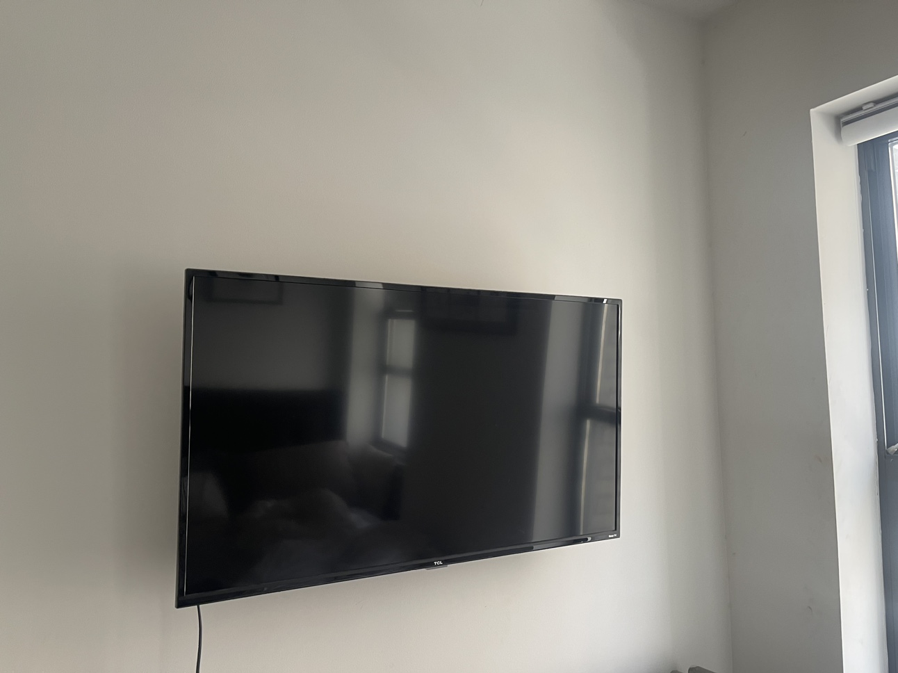38” ROKU TV (mount included) *pickup by 9/27*