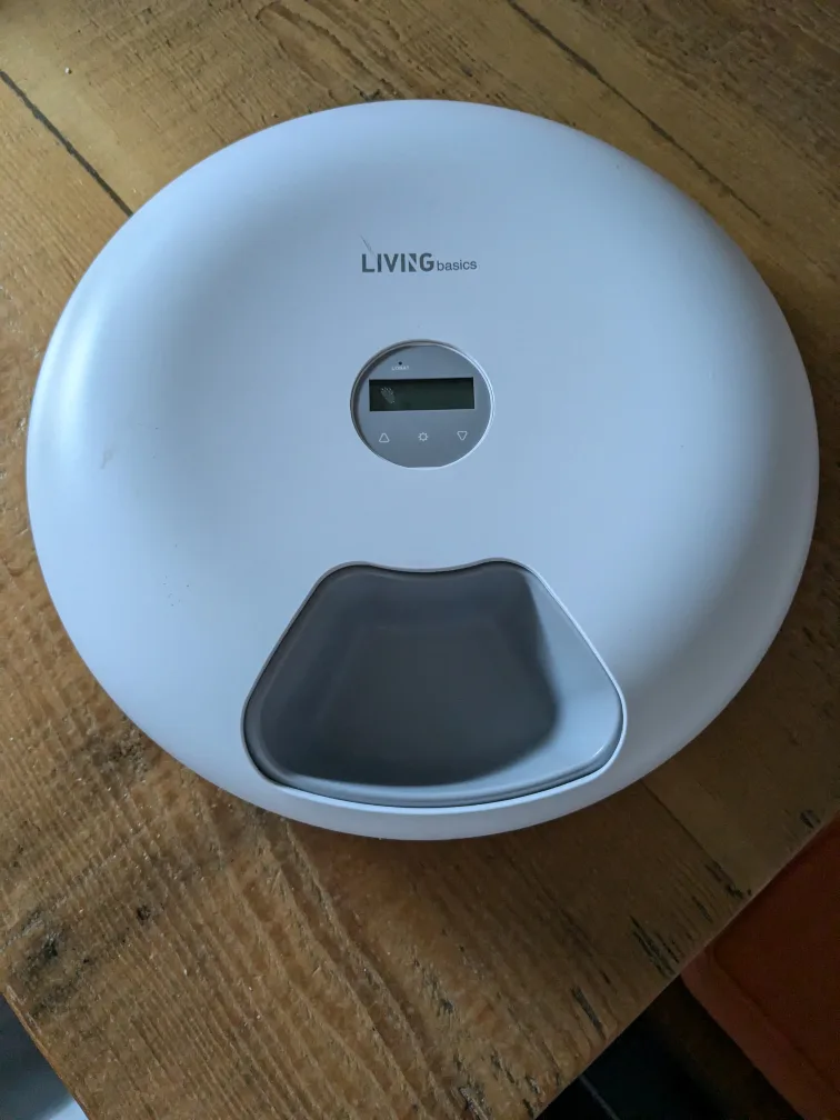 Automatic Pet Feeder thumbnail