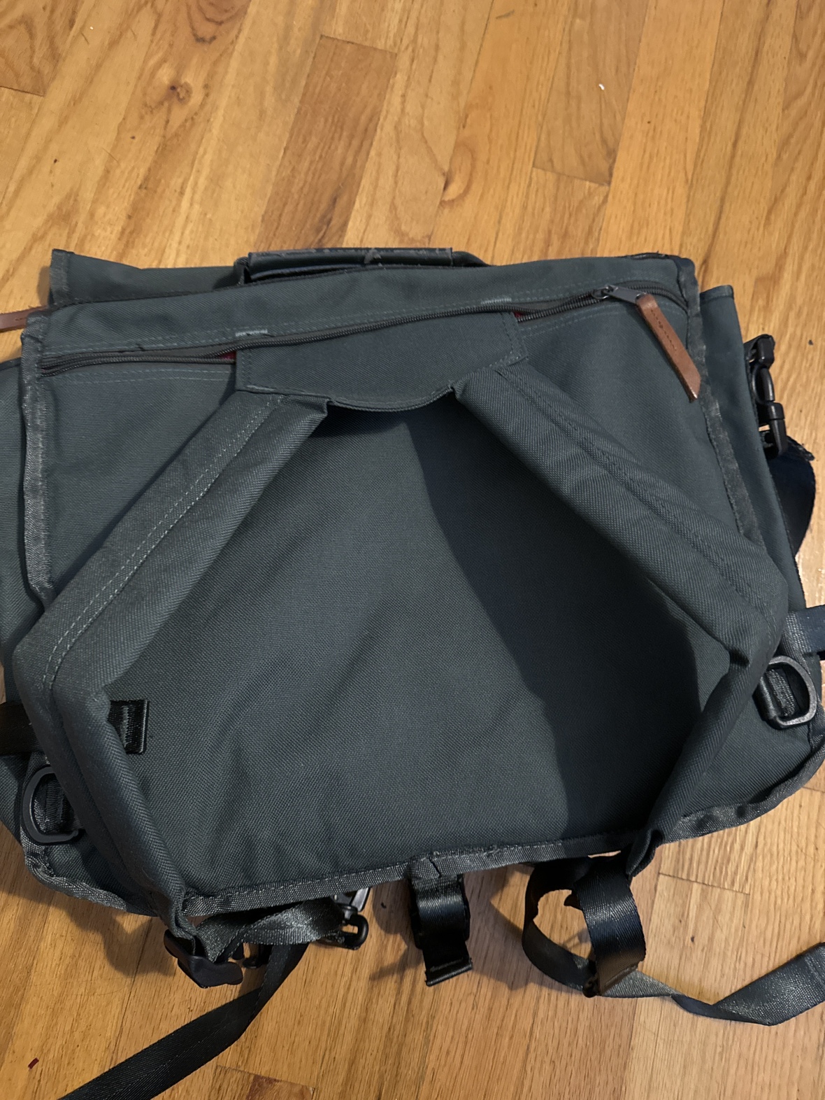 Brooklyn Industries Messenger Bag - photo 5