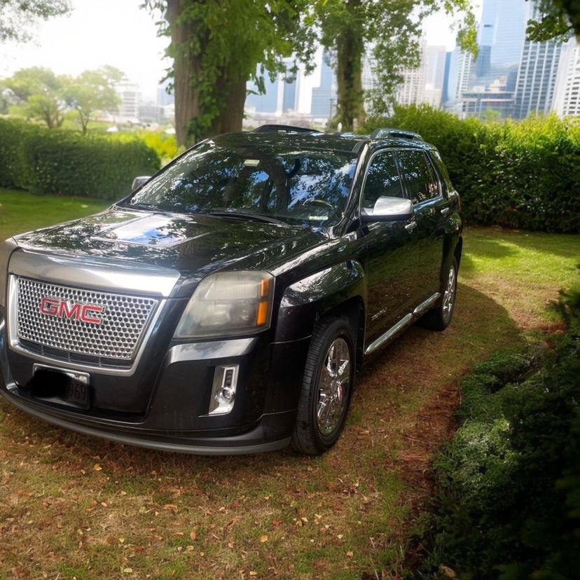 GMC Terrain/ Denali