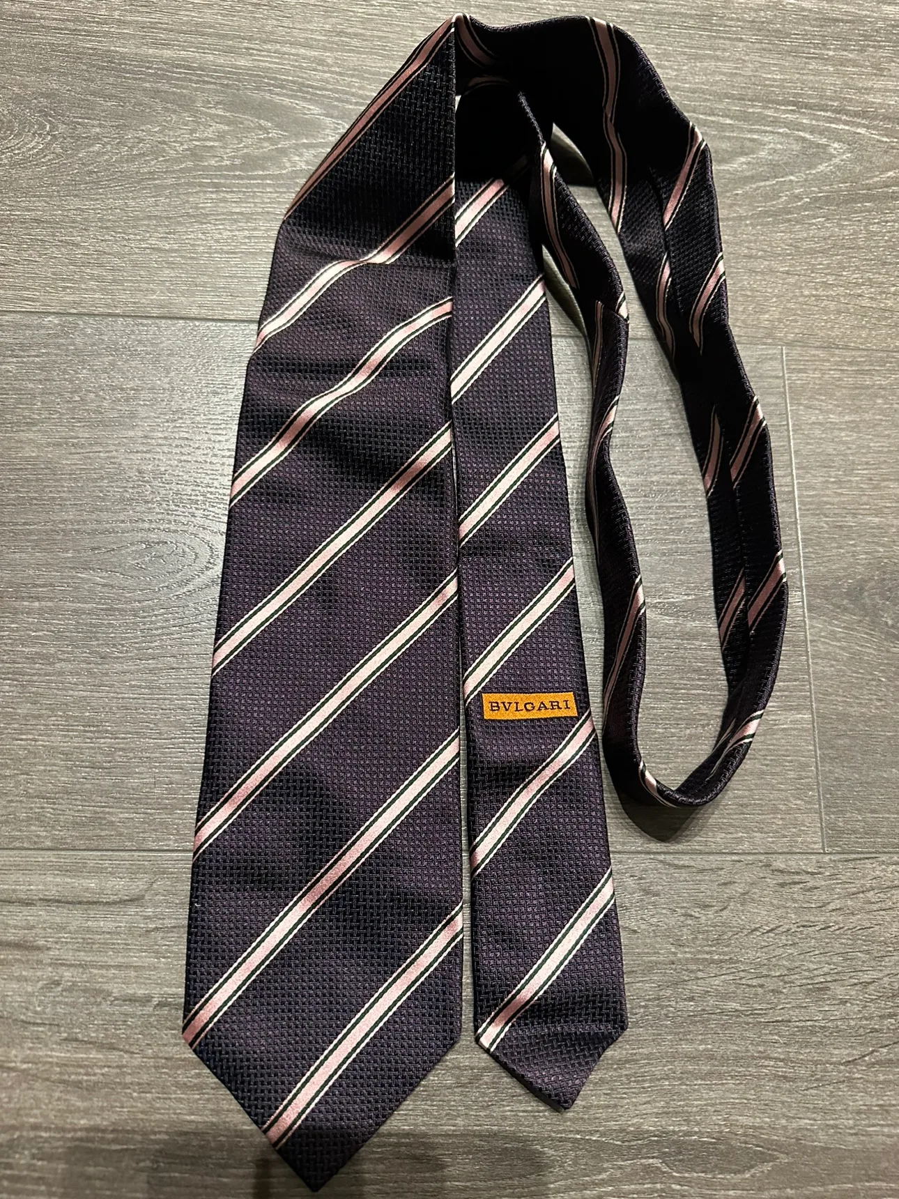 100% authentic Bulgari silk tie image indicator(6)