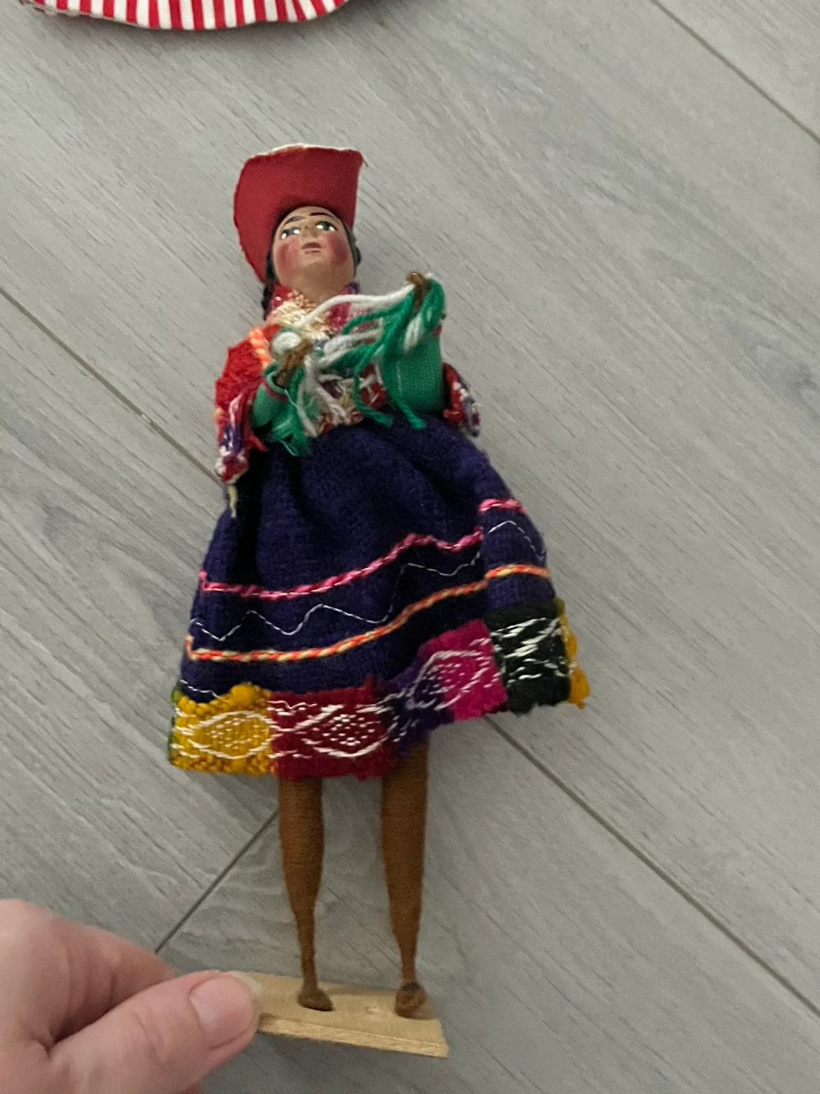 Vintage Dolls image indicator(2)