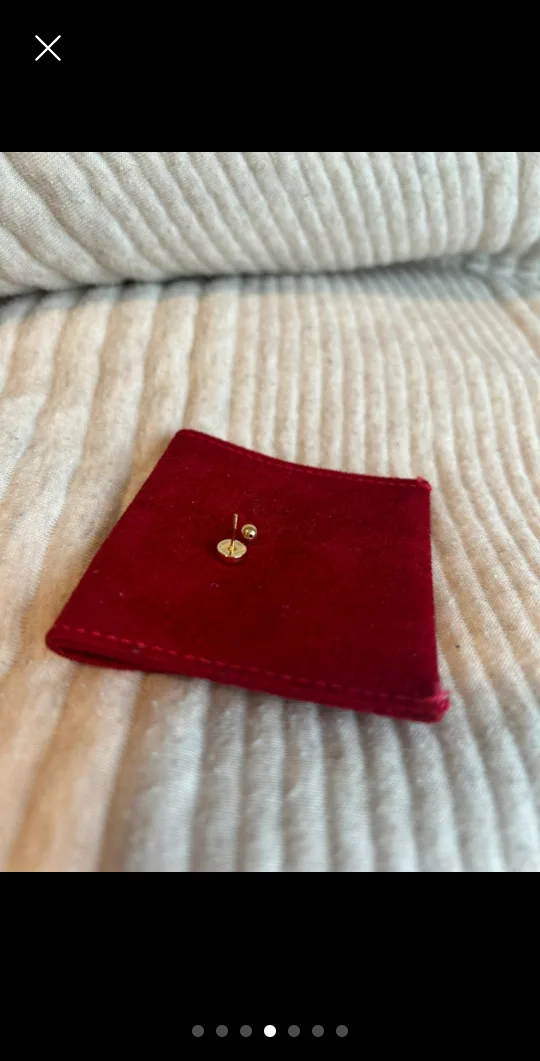 Cartier LOVE SINGLE EARRING image indicator(4)