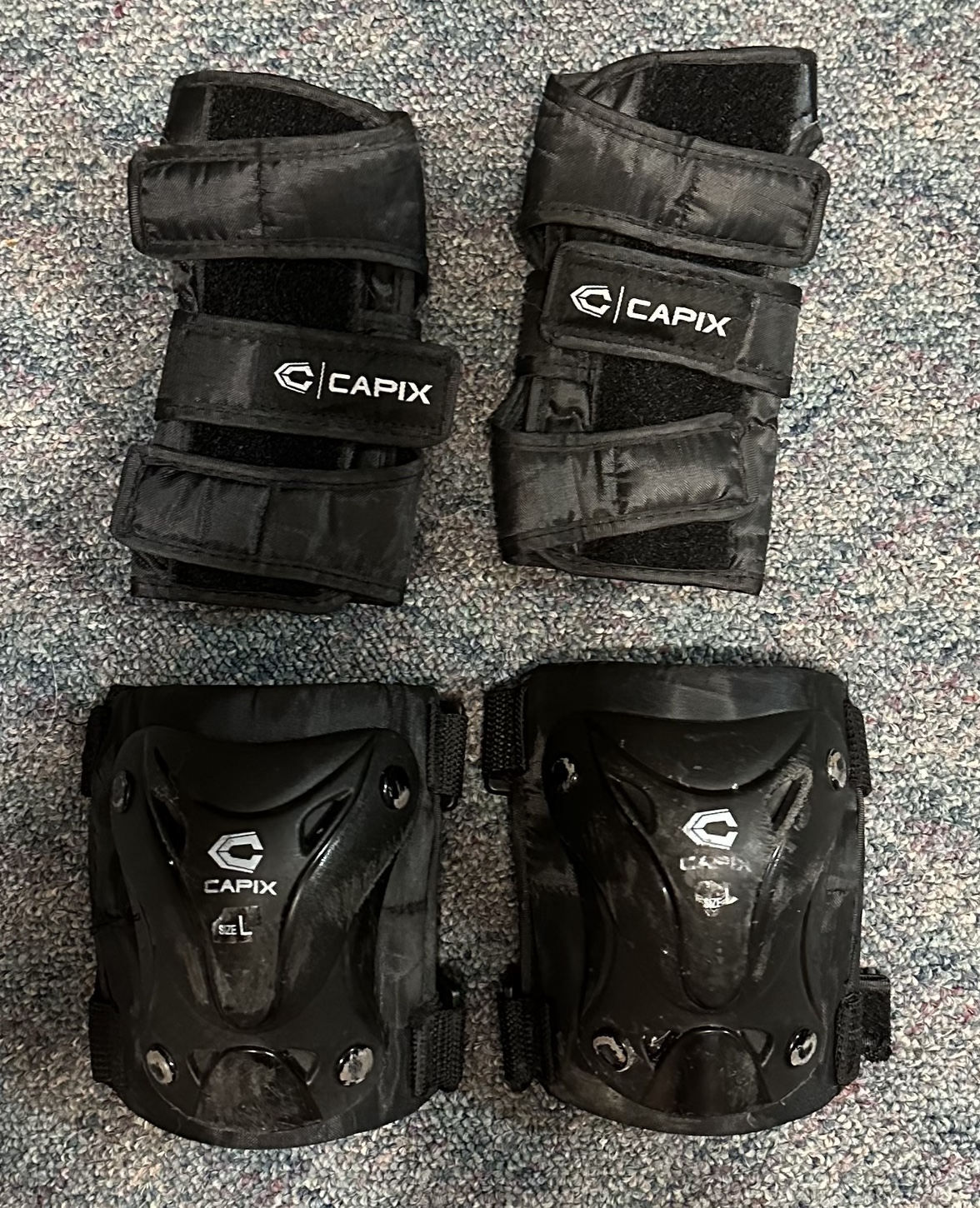 Capix Knee Pads wrist guards