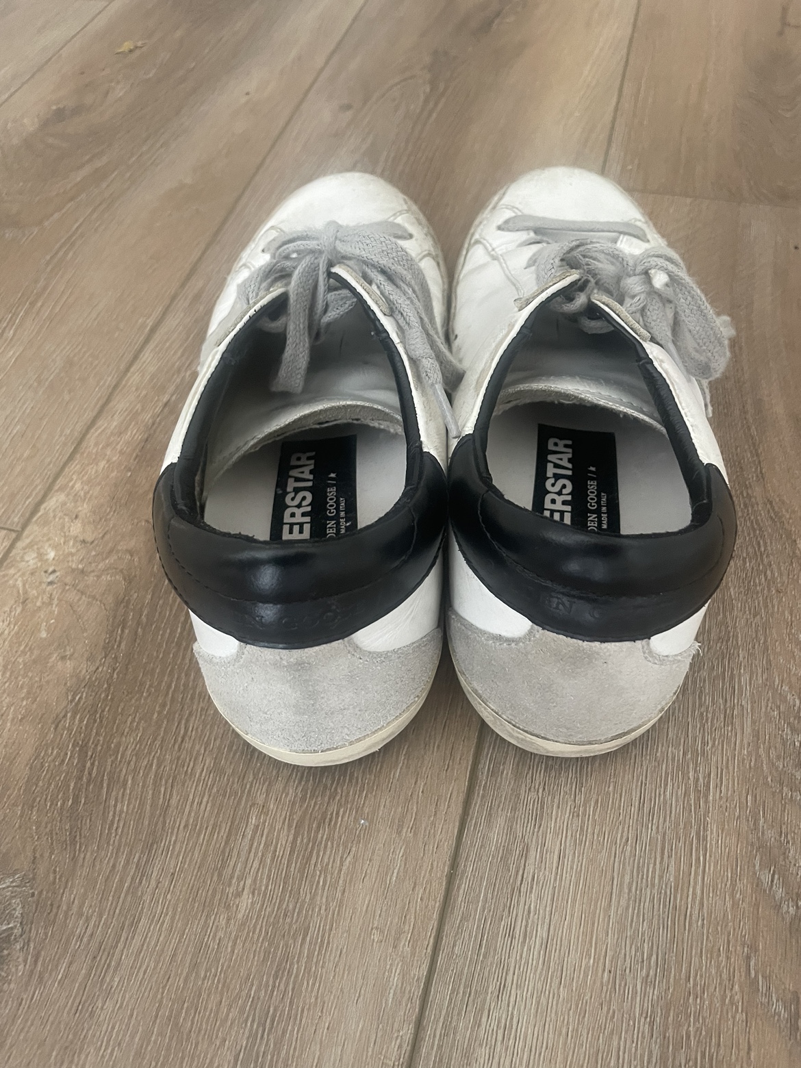 Golden Goose Women’s Superstar sneaker size 7.5 - photo 2