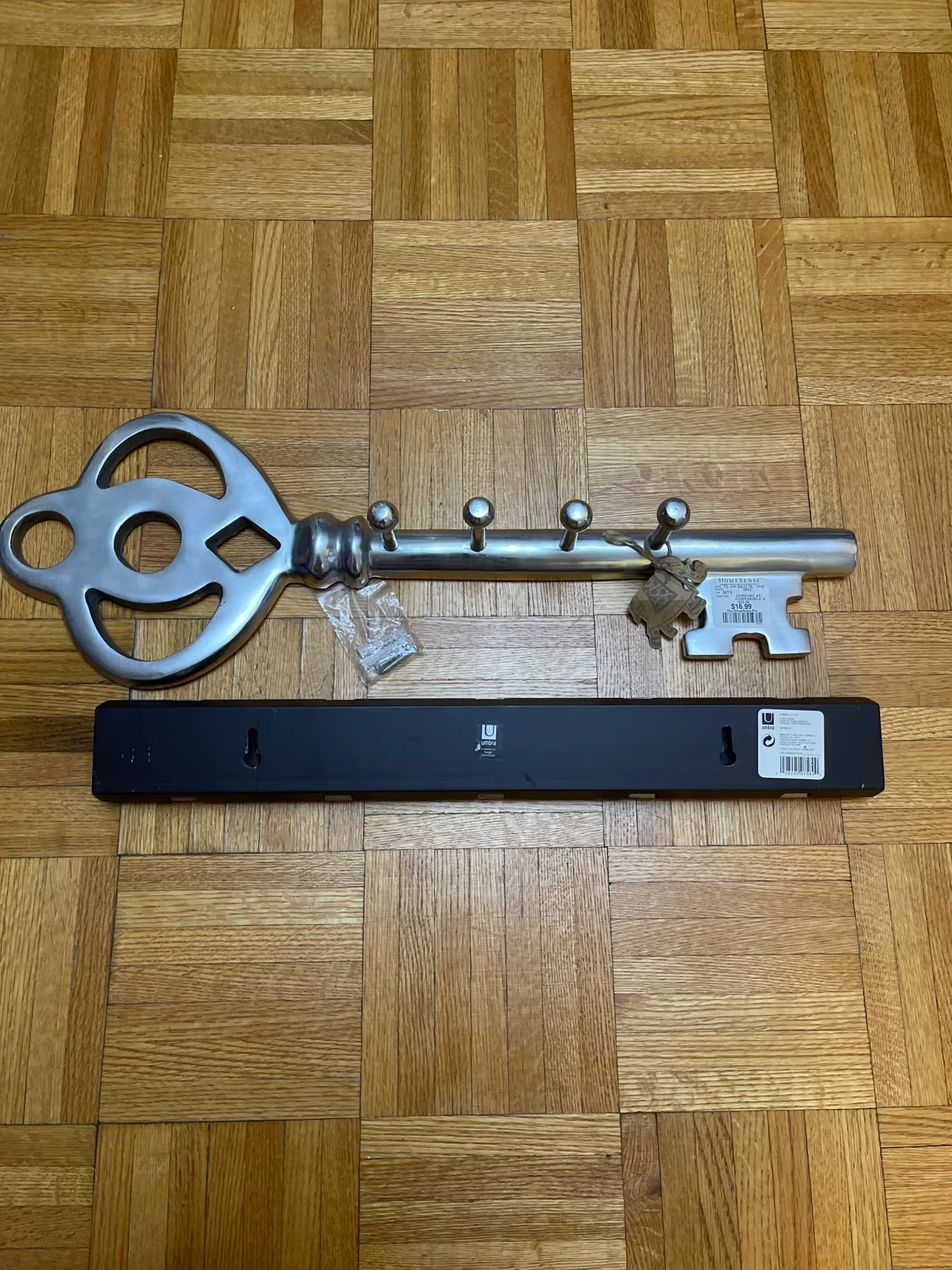 Coat Rack image indicator(2)