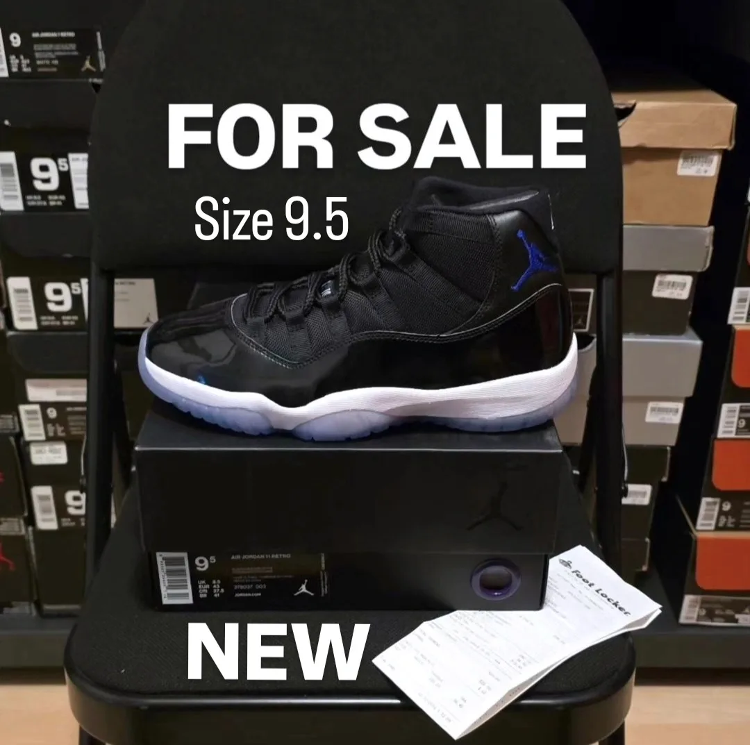 Air Jordan 11 Space Jam size 9.5 thumbnail