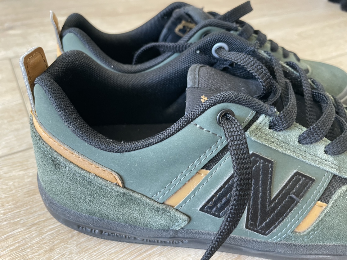 New Balance shoes Men’s 9US - photo 2