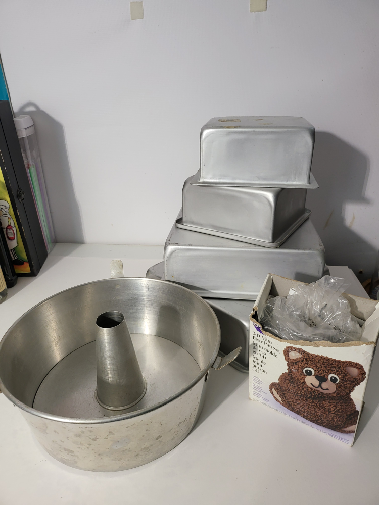 Baking Pans & Bundt Pans - photo 2