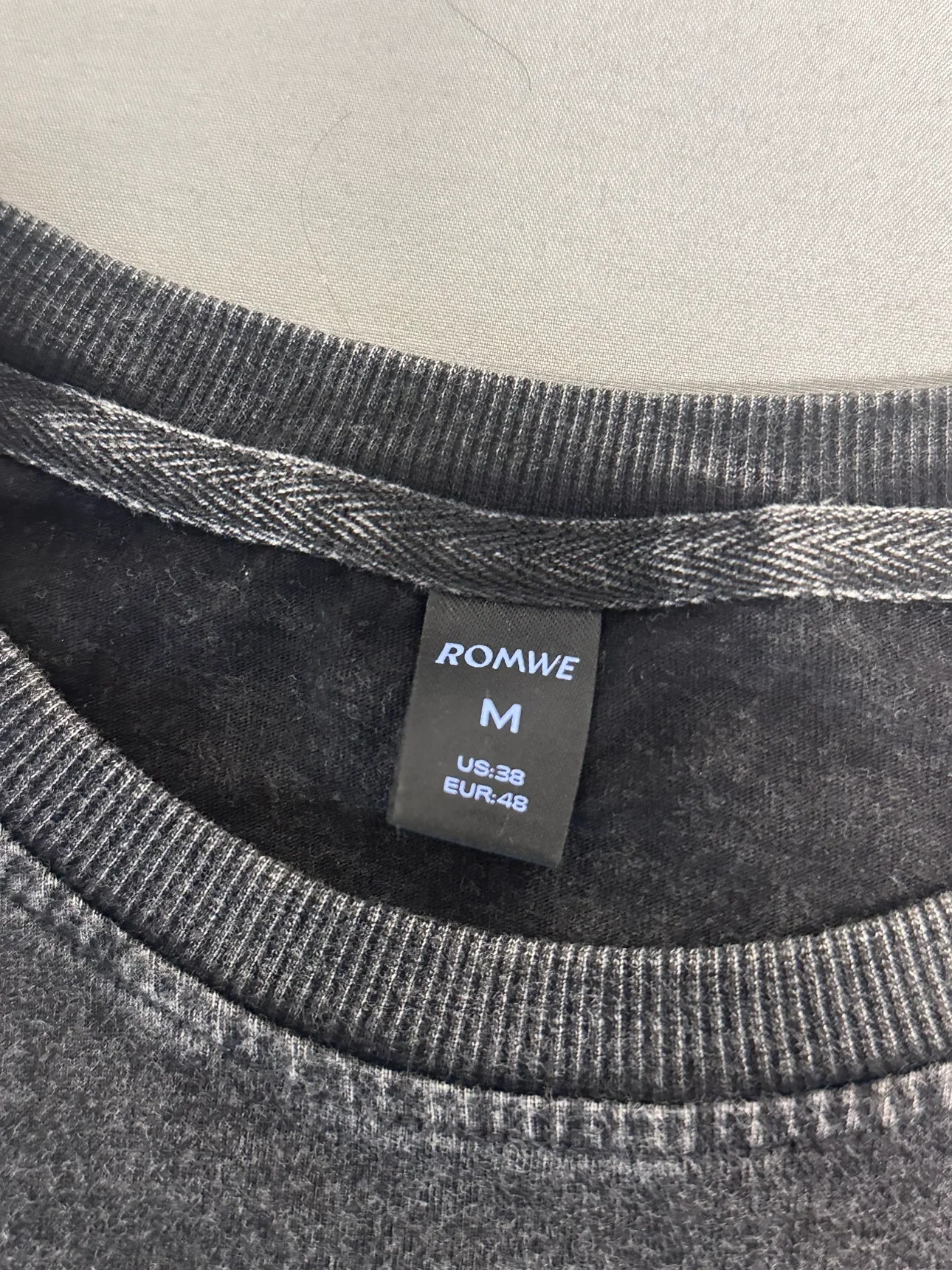 Romwe T-Shirt image indicator(3)