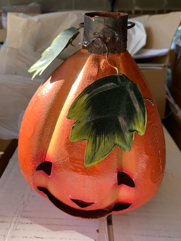 Metal Halloween Jack-o-lantern 🎃 Decor - with candle/ tea light image indicator(6)