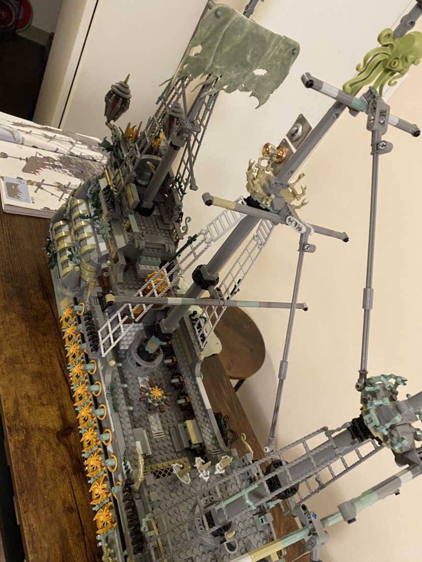 The Flying Dutchman - brick build - photo 4