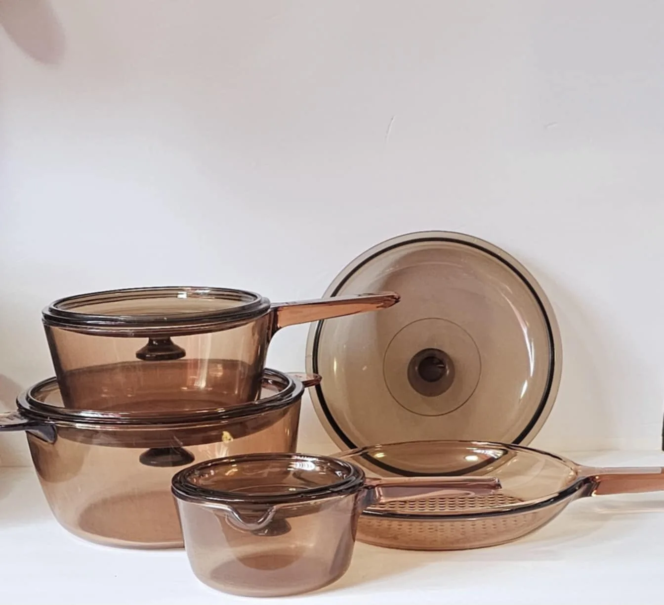 8 pieces Vintage Pyrex Cookware Set image indicator(5)