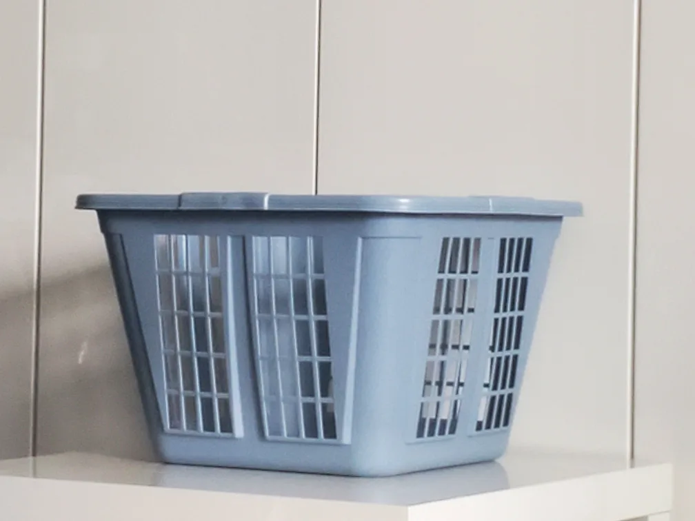 Rubbermaid Laundry Basket image indicator(2)