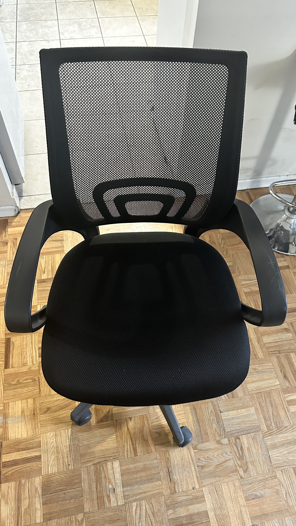 Ergonomic Black Mesh Office Chair