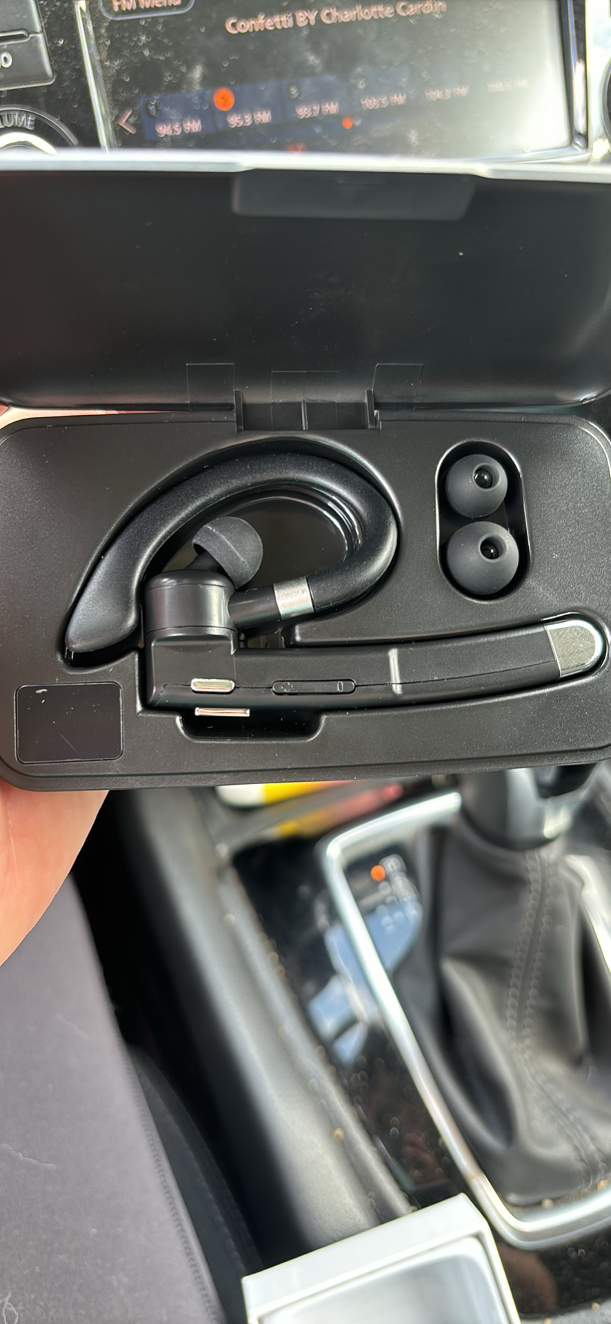 Bluetooth headset - photo 2