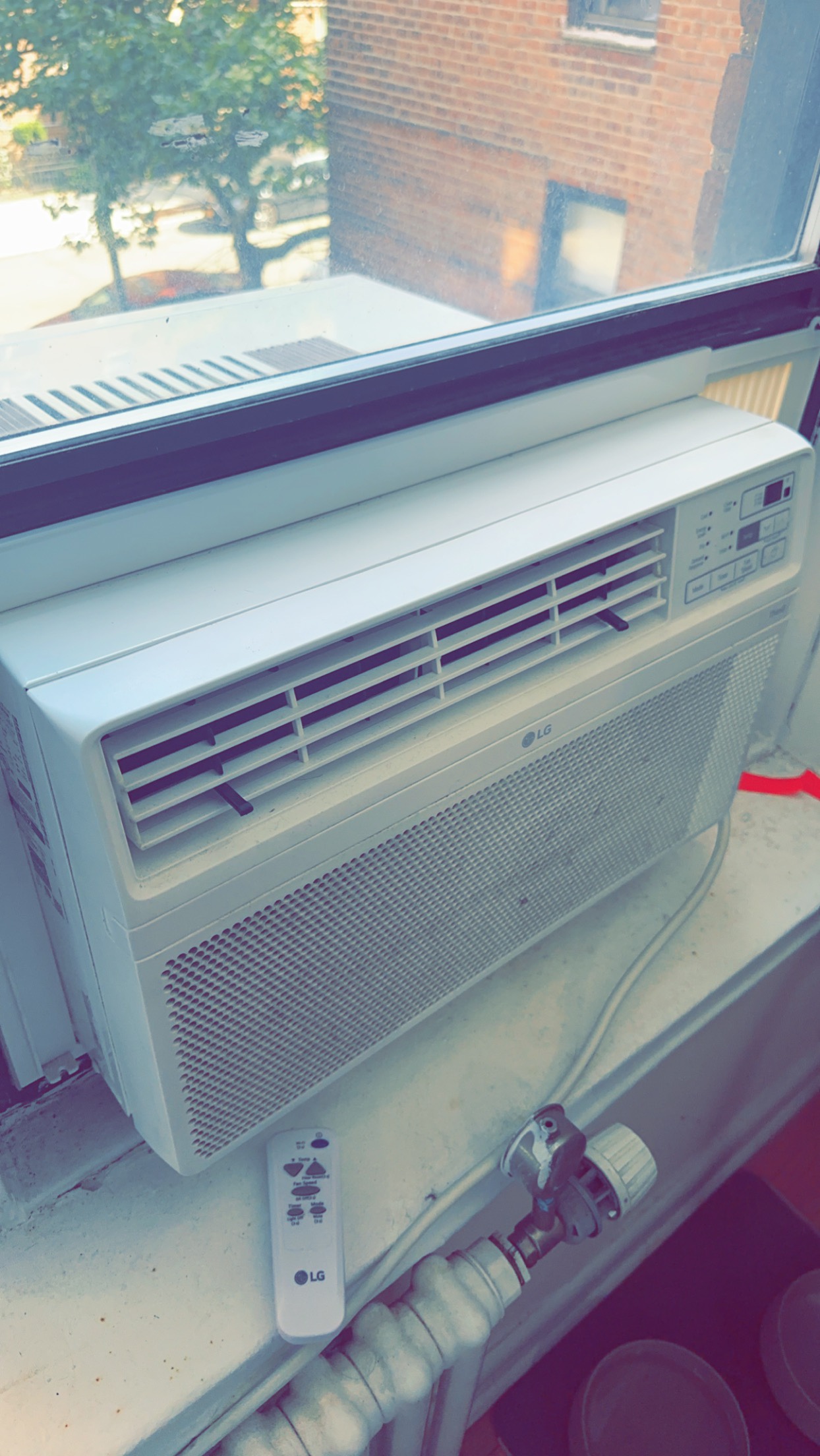 LG Window Air Conditioner - photo 2