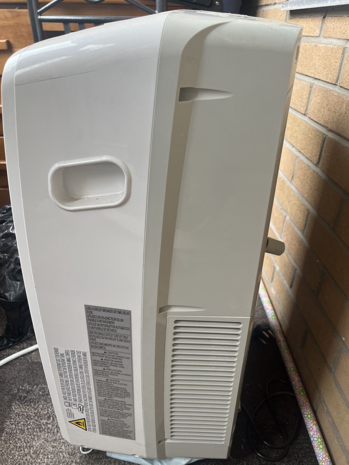 LG Portable Air Conditioner - photo 2