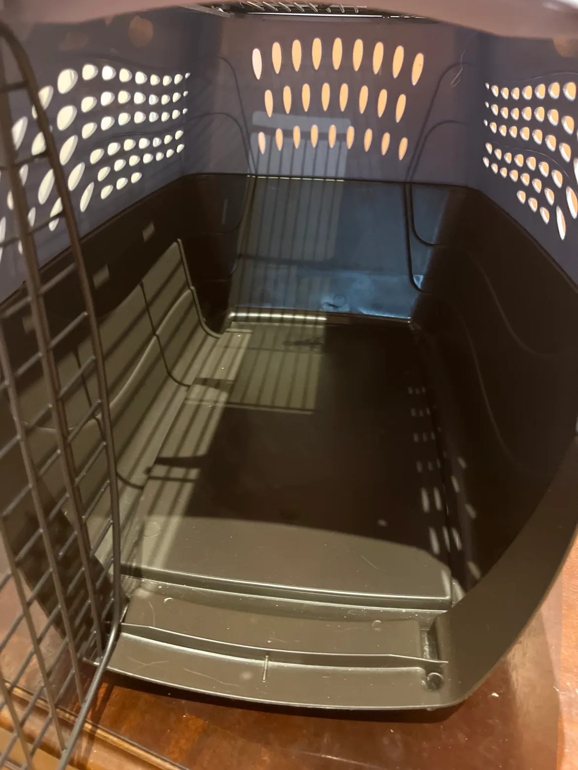 Pet carrier image indicator(6)