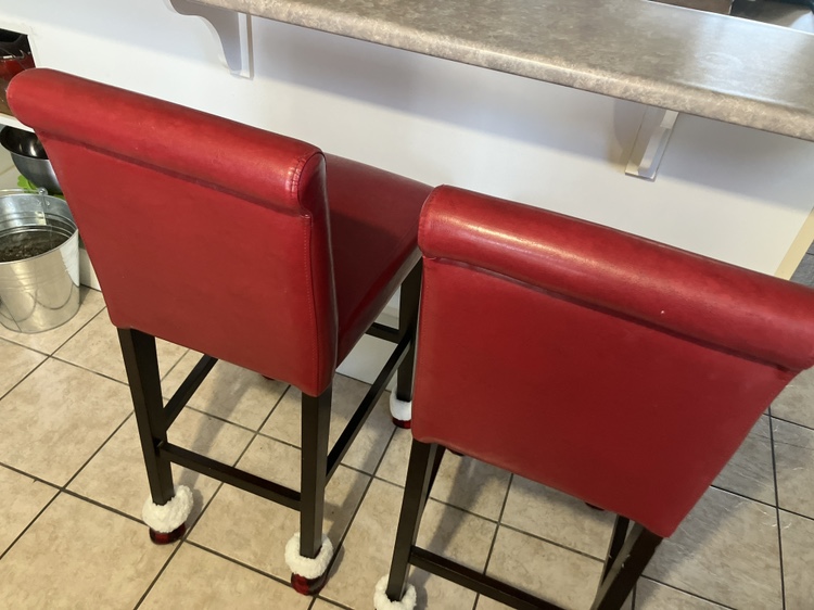 2 Red Leather Bar Stools - photo 2