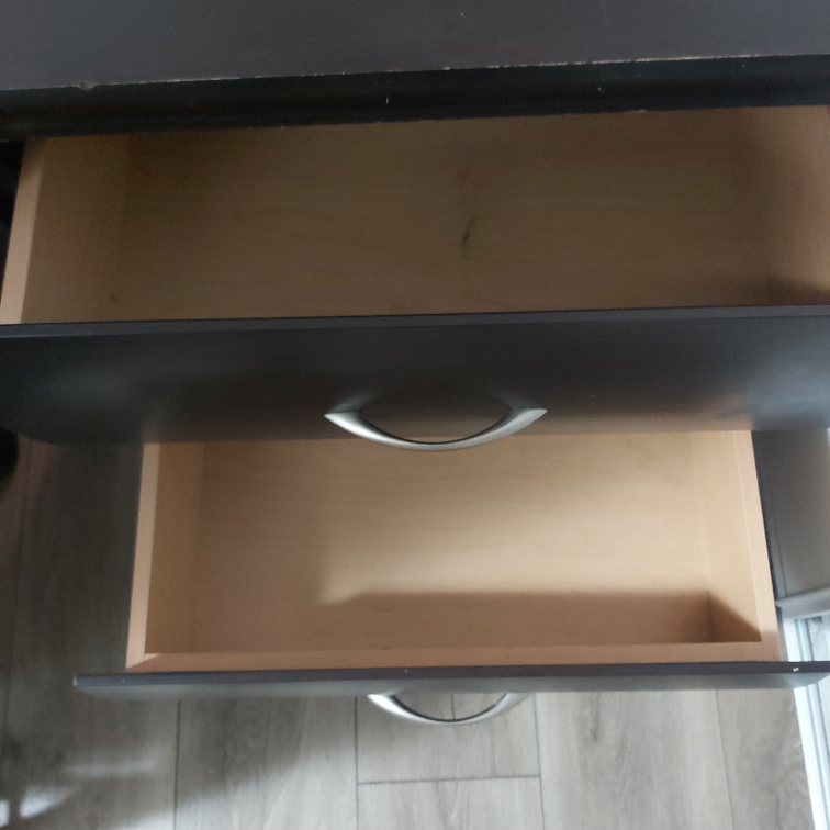 Nightstand - photo 2