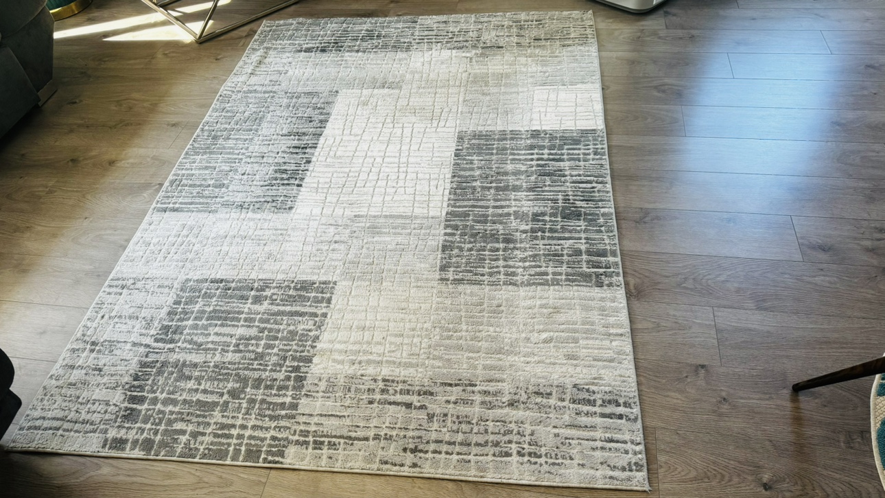 Grey and White Geometric Rug