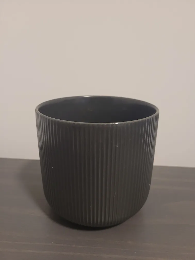 Dark Grey Ribbed Planter thumbnail