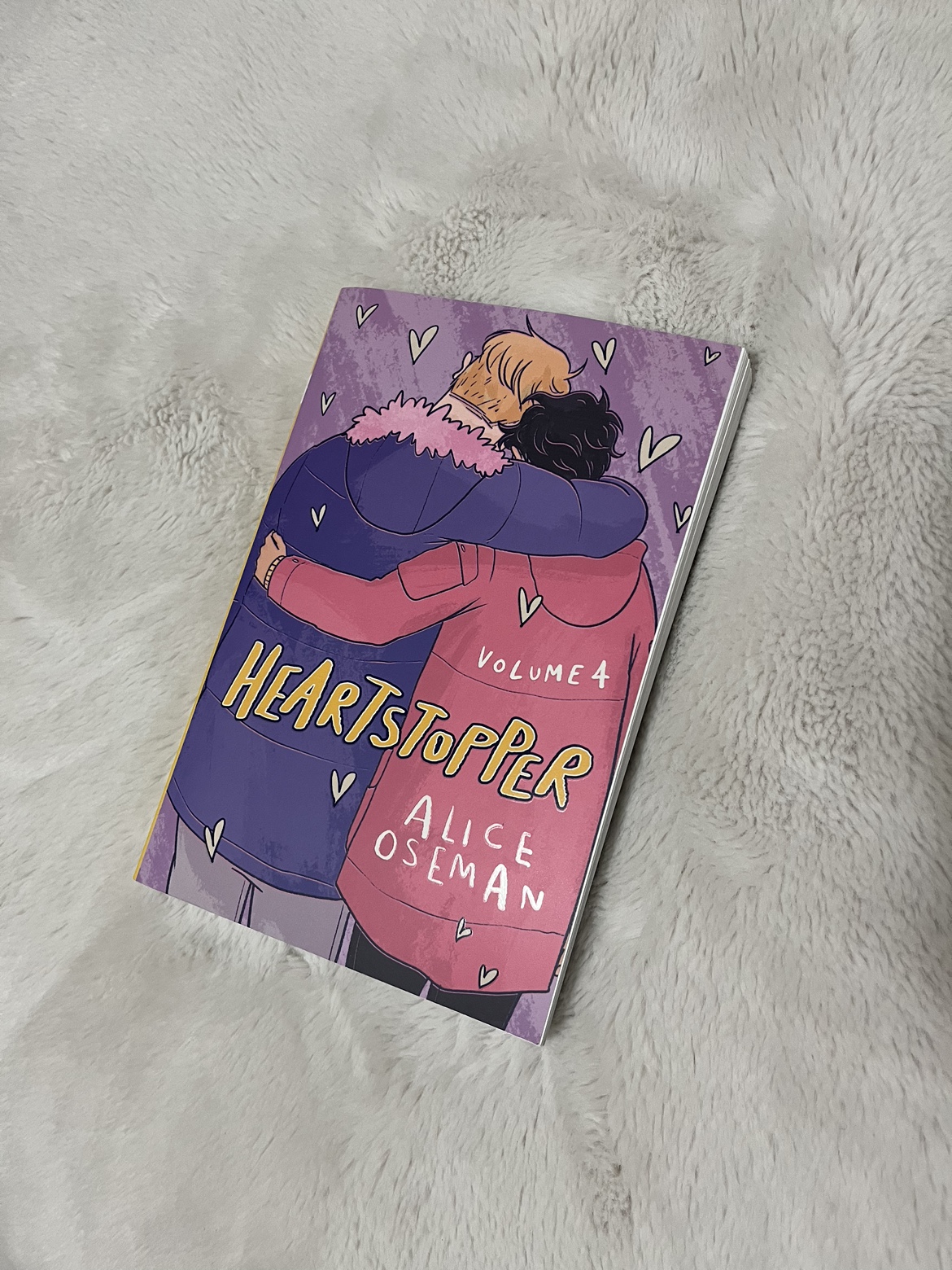 Heartstopper Books Volumes 1-5 - photo 3