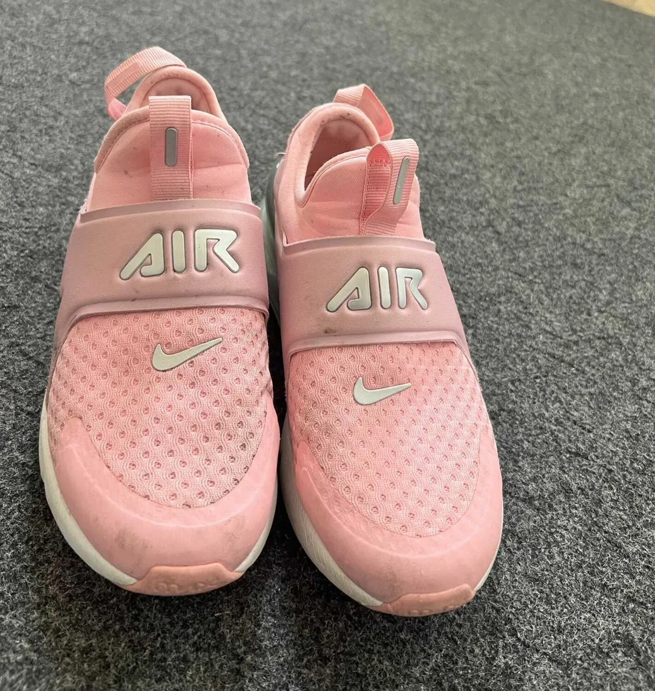 Nike Air Max 270 Pink image indicator(5)
