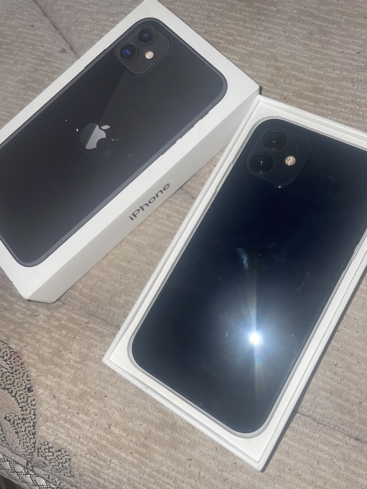 IPhone 12 - photo 4
