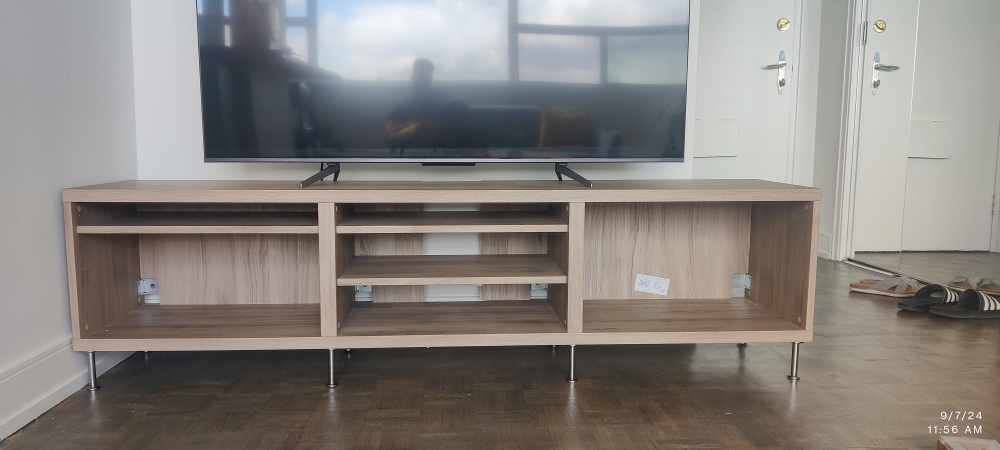 TV Stand - photo 2
