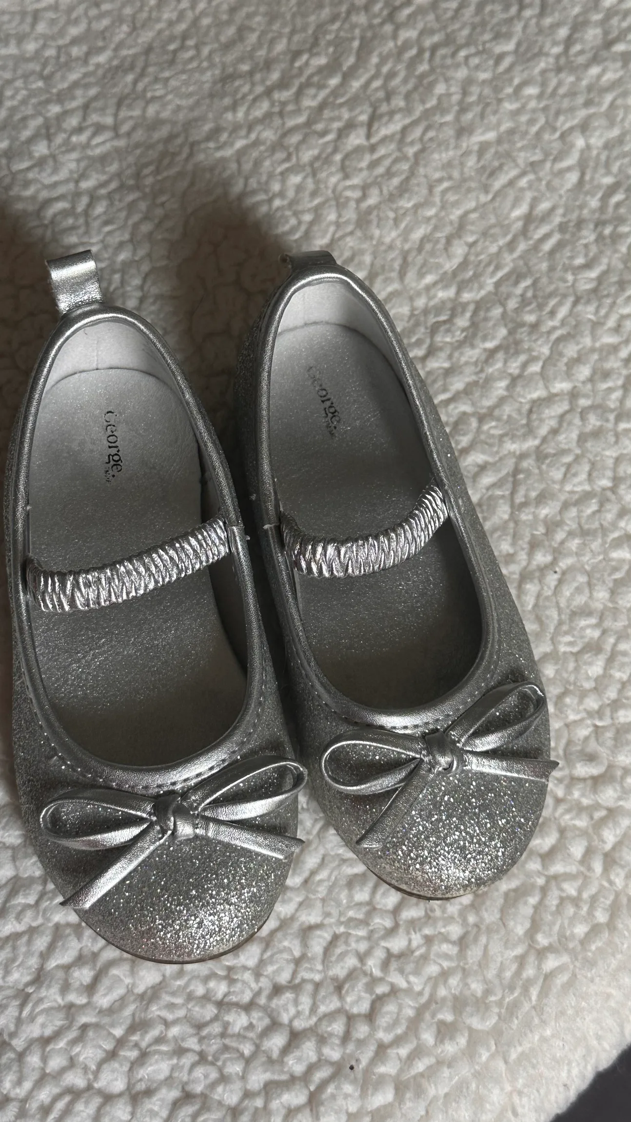Toddler Silver Glitter Bow Flats thumbnail