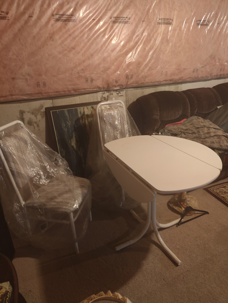 White Drop leaf Table and Two Chairs - photo 2
