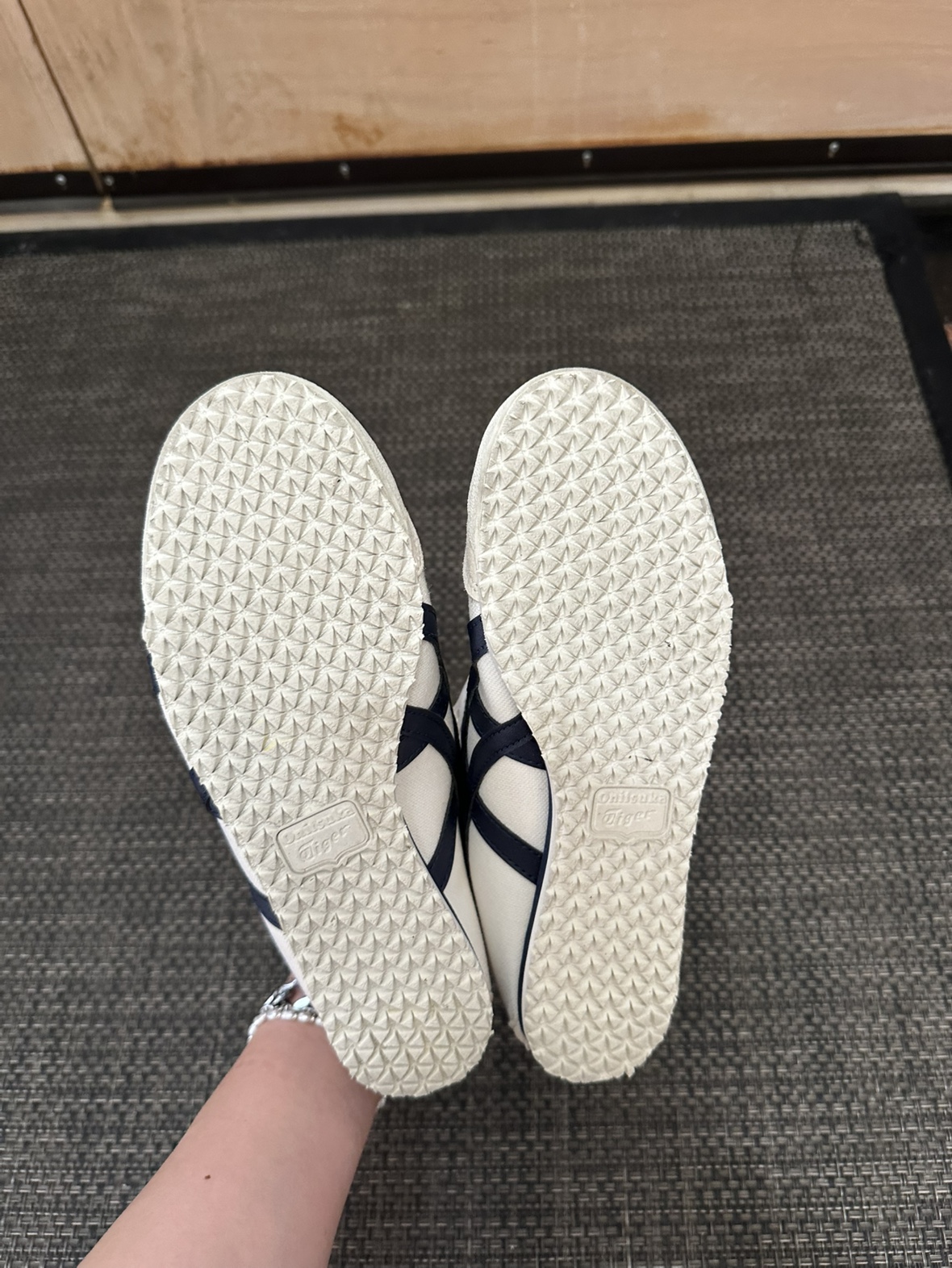 Onitsuka Tiger Slip On Sneakers - photo 2