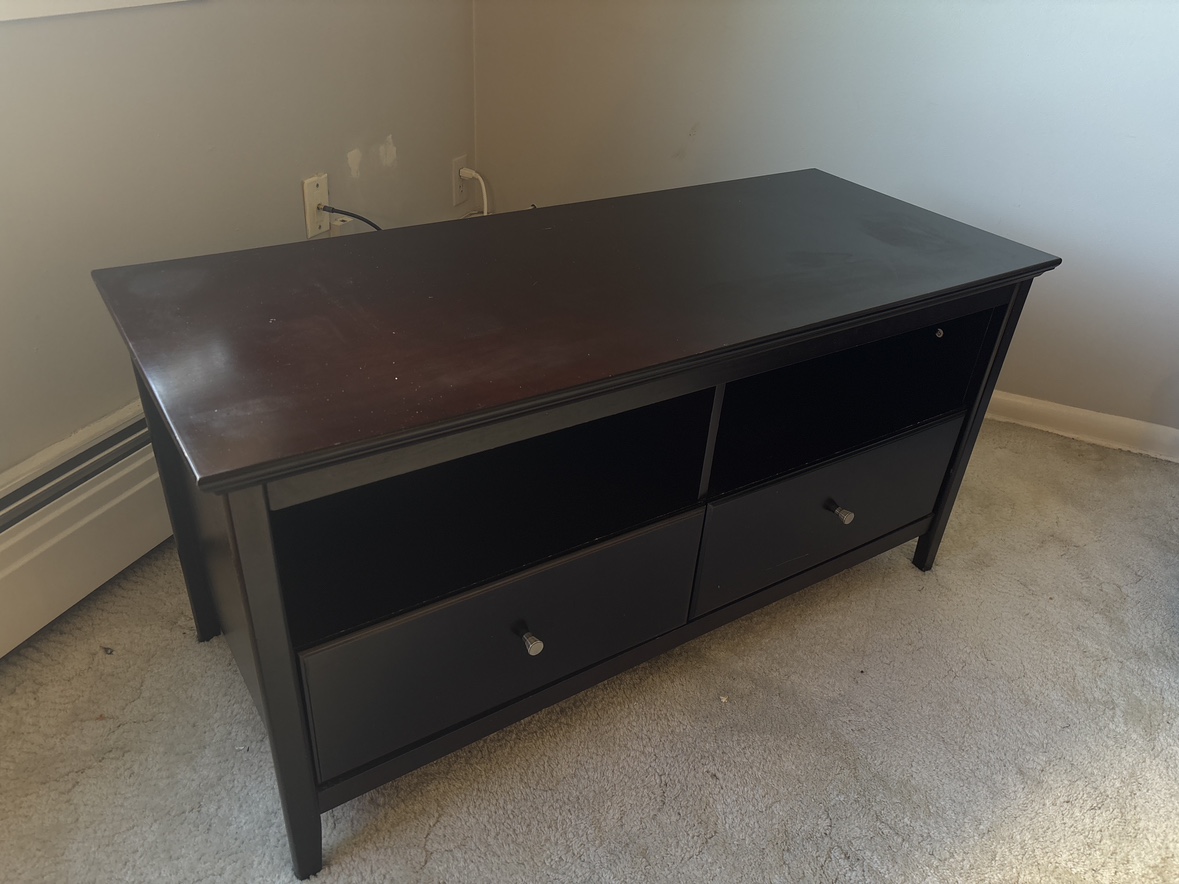 TV Stand/Entertainment Unit